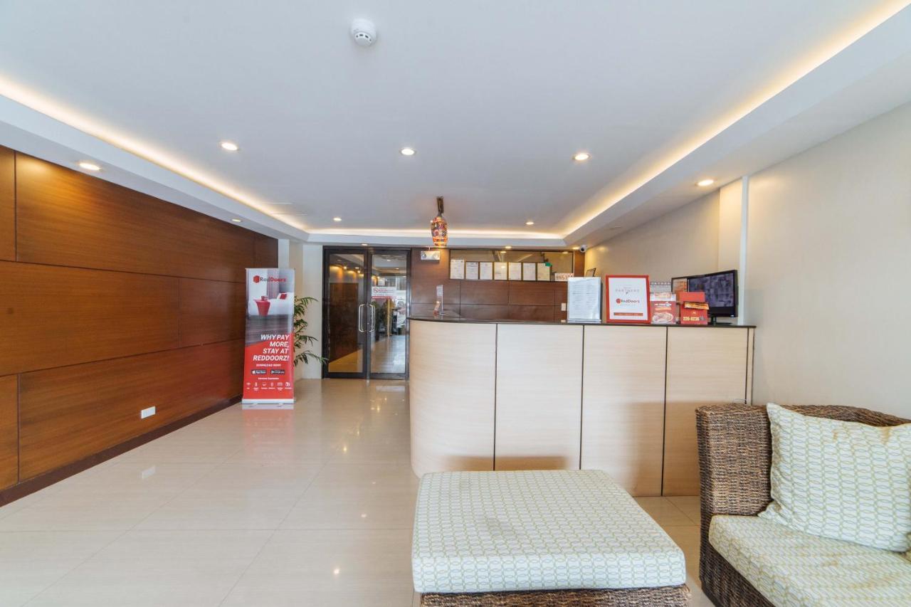Reddoorz Near Victoria Mall Davao Stadt Exterior foto