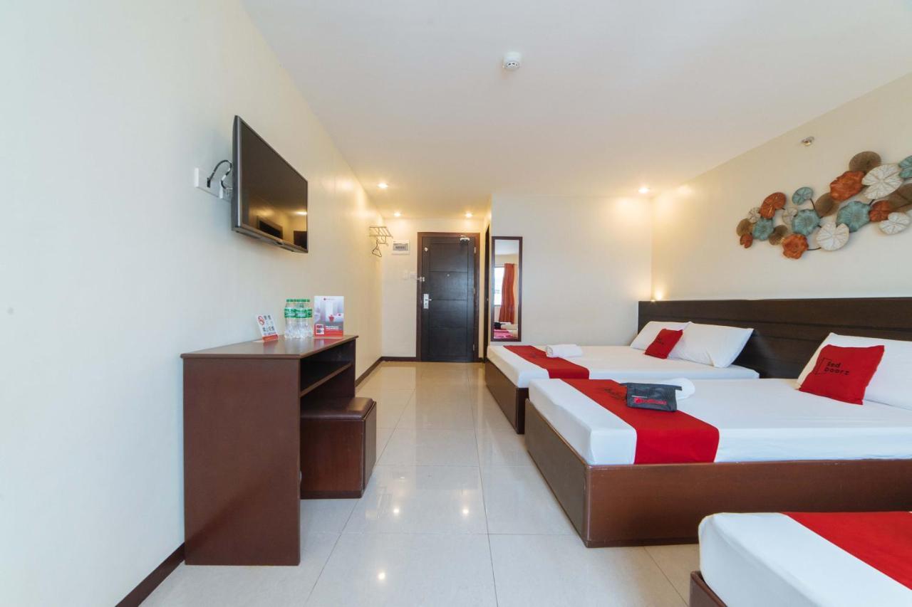 Reddoorz Near Victoria Mall Davao Stadt Exterior foto